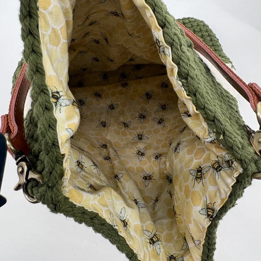 Handmade Crochet Knit Bumble Bee Lined Boho Shoulder Bag Green Cream Tote